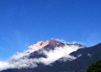 Volcán de Fuego de Guatemala genera avalancha y hasta 12 explosiones por hora