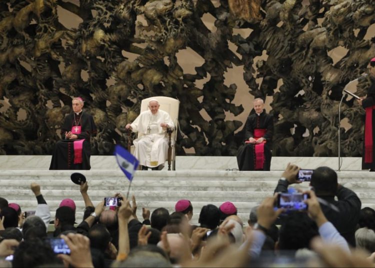 EN FOTOS: Así se vivió la canonización de monseñor Romero en Roma