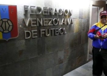 Árbitros de fútbol en Venezuela en paro por la crisis económica