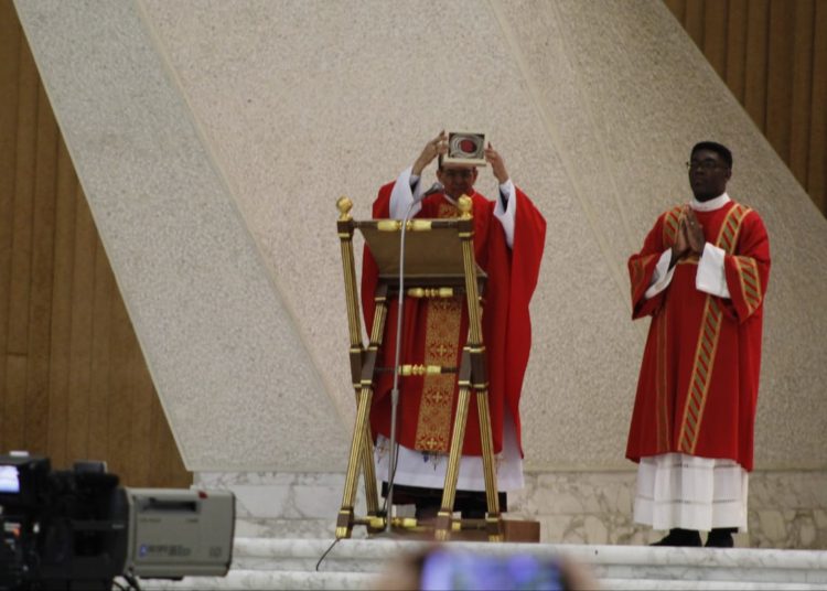 EN FOTOS: Así se vivió la canonización de monseñor Romero en Roma