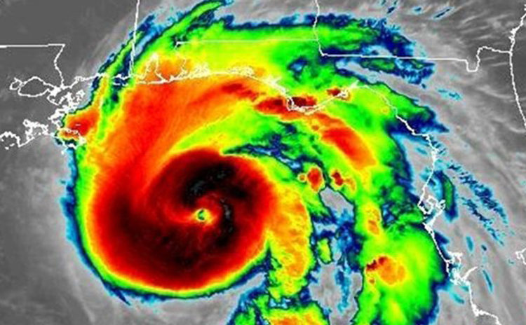 Michael se convierte en un huracán extremadamente peligroso de categoría 4