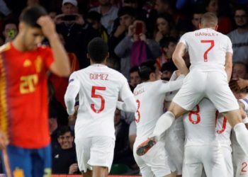 Inglaterra le propina la primera derrota a la España de Luis Enrique