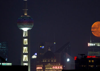 Una ciudad china contará con su propia «luna artificial» para iluminar las calles