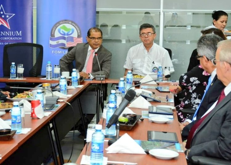 Vicepresidente Oscar Ortiz destaca avances positivos en los proyectos de Fomilenio II