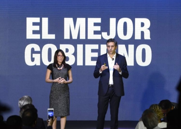 Carlos Calleja y Aída Lazo prometen crear 164 trabajos diarios si ganan la presidencia