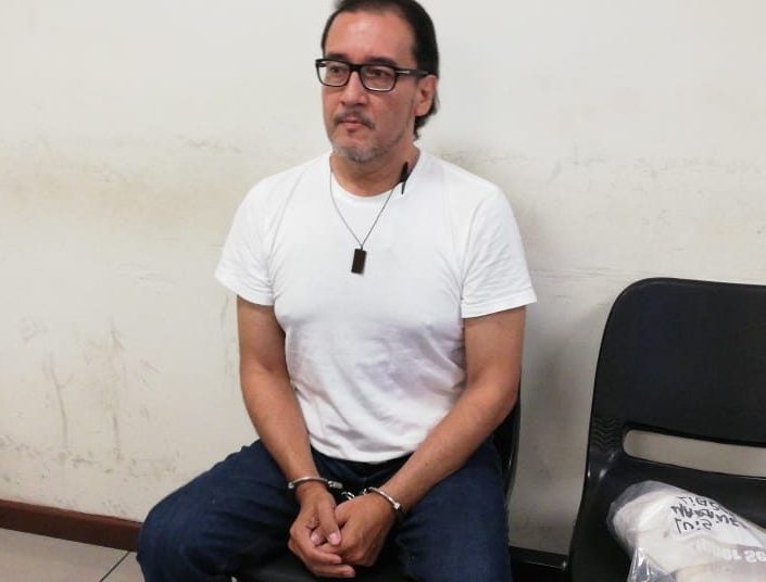 Suspenden audiencia contra exfiscal Luis Martínez