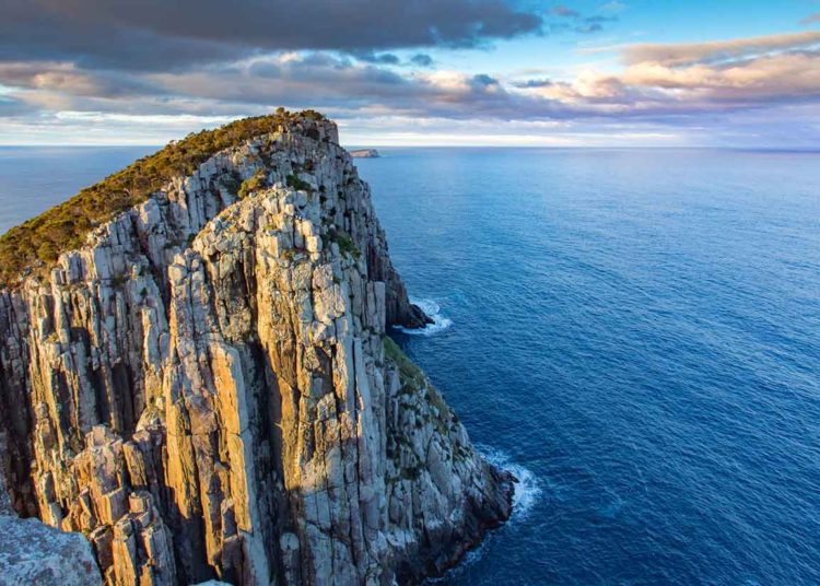 Descubren un ‘mundo perdido’ con volcanes submarinos