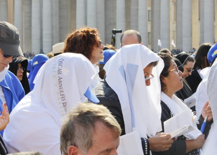EN FOTOS: Así se vivió la canonización de monseñor Romero en Roma