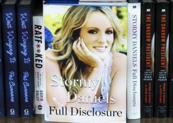 Actriz porno revela en su libro el tamaño del miembro masculino de Donald Trump