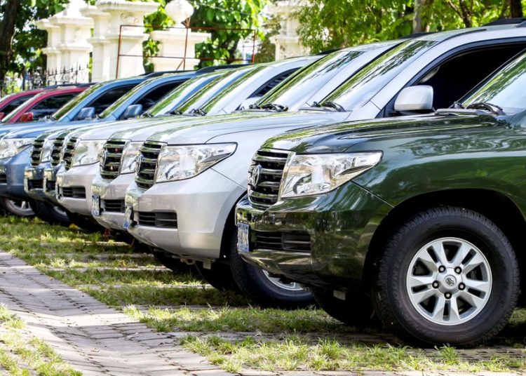 Asamblea obtiene 316 mil dólares por venta de camionetas