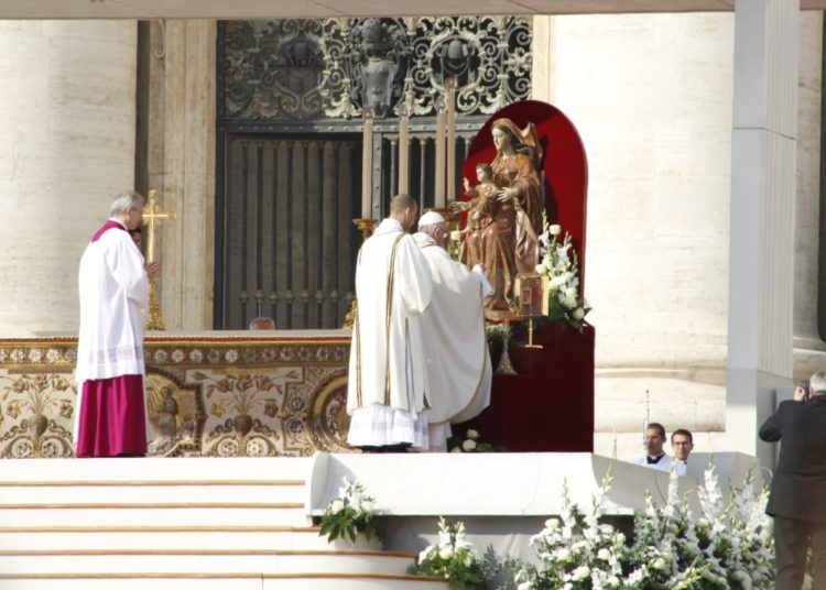 EN FOTOS: Así se vivió la canonización de monseñor Romero en Roma