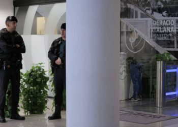 Detienen al vicepresidente de la Federación de fútbol español por el ‘Caso Villar’