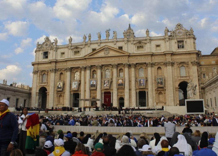 EN FOTOS: Así se vivió la canonización de monseñor Romero en Roma