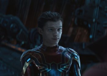 Tom Holland muestra su nuevo traje para Spider-Man