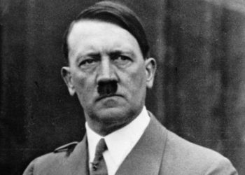 Informe de inteligencia sugiere que Hitler fue «sadomasoquista homosexual» y vivió en un hostal gay