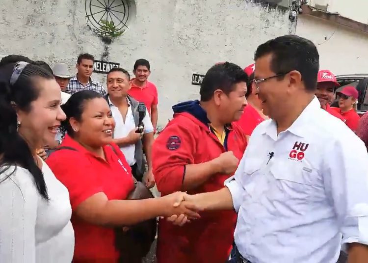 Hugo Martínez y Karina Sosa se inscriben como fórmula presidencial en el TSE