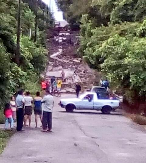 Ordenan cierre de carreteras en varios puntos del país