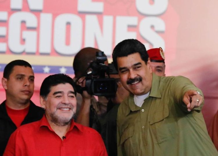 Nicolás Maduro envió una carta a Diego Maradona por su cumpleaños