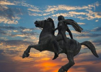 Las increíbles leyendas sobre la exploración submarina de Alejandro Magno en barriles de vidrio