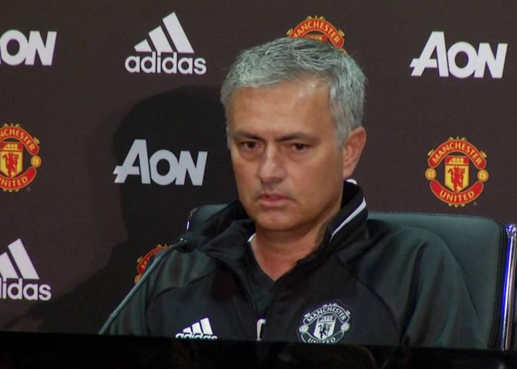 Mourinho cierra la puerta al Madrid : «Soy feliz, quiero seguir aquí»