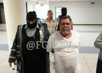 Raúl Mijango, culpable por extorsión agravada. Es condenado a 13 años y 4 meses de cárcel