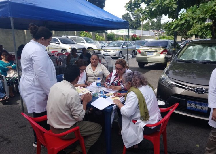 Venezuela mantiene programa “Operación Milagro” en El Salvador