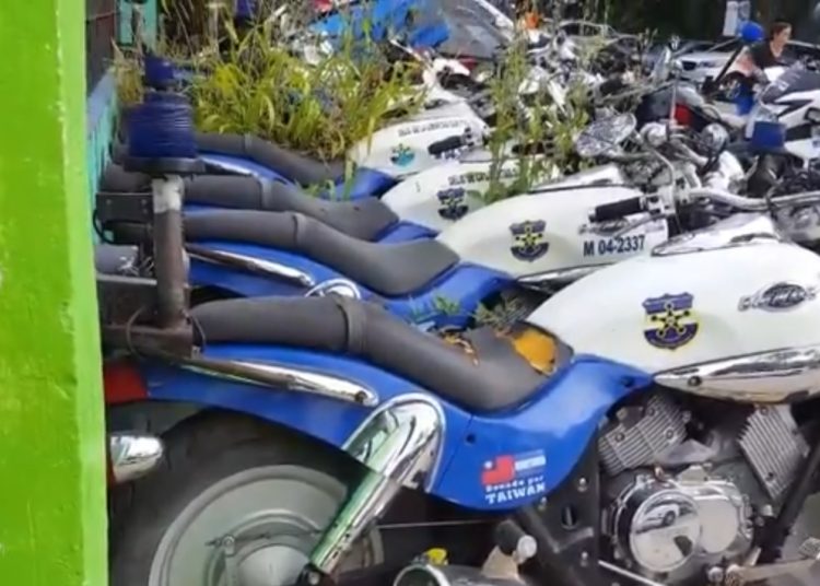Motos donadas por Taiwán en calidad de abandono en El Cafetalón