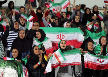 Irán permitió por primera vez en 40 años, que las mujeres pudiesen ver un partido de fútbol