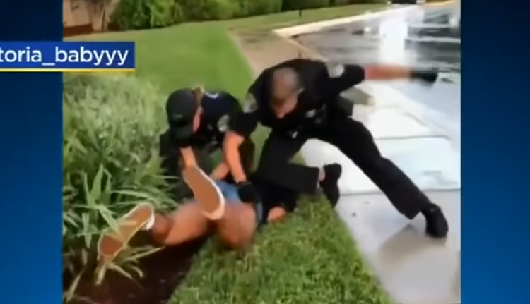 Los golpes de la policía de Florida a una adolescente de 14 años durante un arresto
