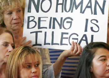 Un juez federal bloquea temporalmente la cancelación del TPS