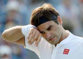 Federer cae ante Coric en semifinales del Masters de Shanghai
