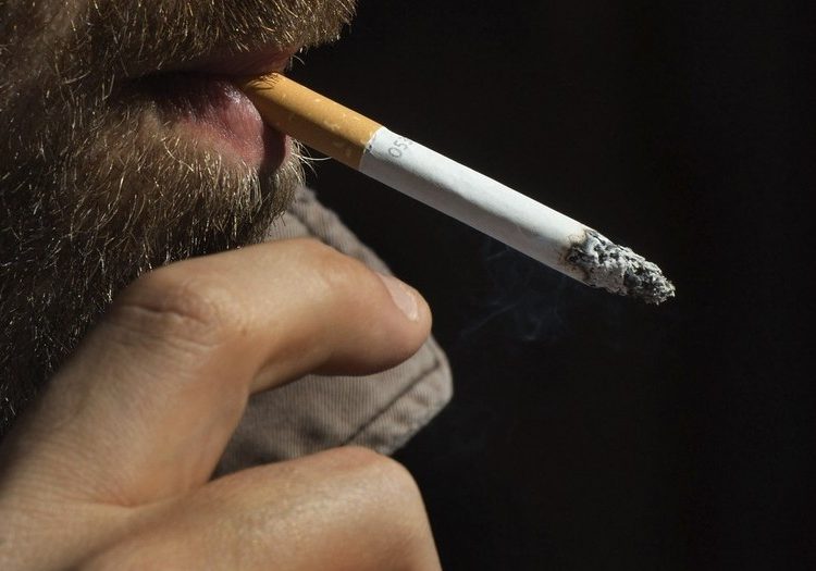 Alrededor de 31 personas mueren cada semana en El Salvador por consumo y exposición al tabaco