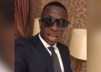 [VIDEO] Vinicius Jr ¿cantando? Los usuarios estallan en las redes sociales