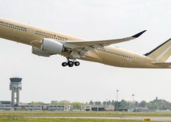 Aterriza en Nueva York el vuelo comercial más largo del mundo