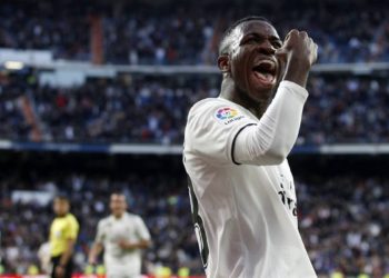 Vinicius, héroe por accidente en triunfo del Real Madrid