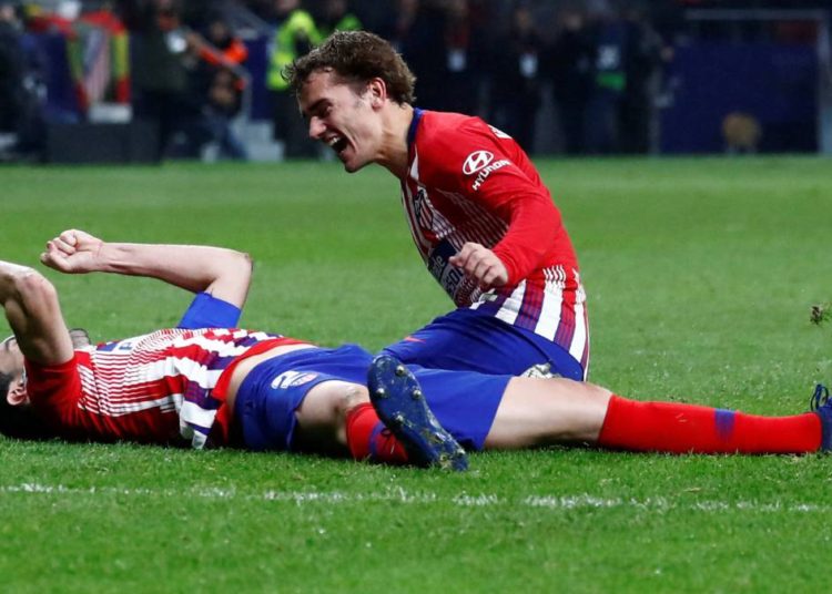 El Atlético derrota al Athletic con un gol de Godín en el último minuto