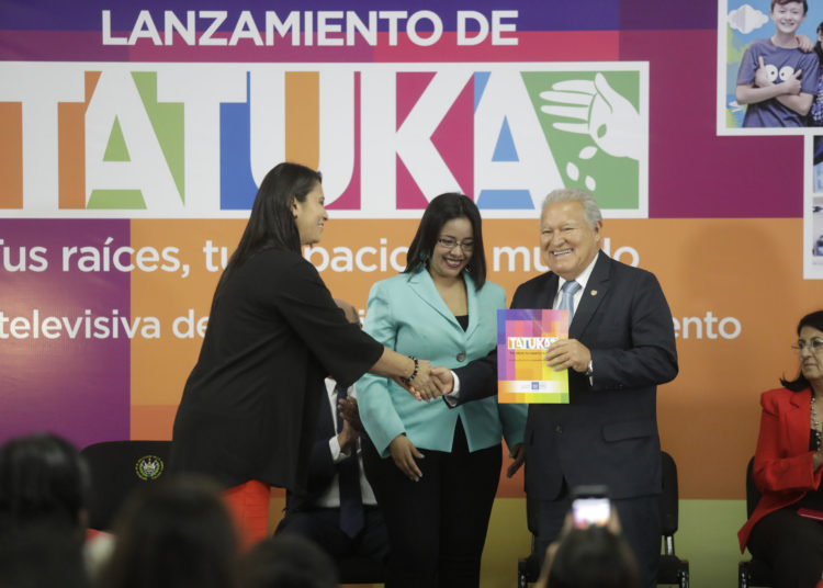 Ejecutivo lanza “Tatuka”, una apuesta televisiva del MINED