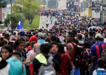 Juez suspende decisión del presidente Trump de negar asilo a migrantes ilegales