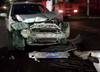 Motorista de UBER en estado de ebriedad provoca accidente de tránsito