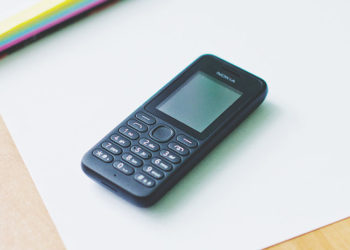 Nokia presenta un nuevo celular con teclado físico