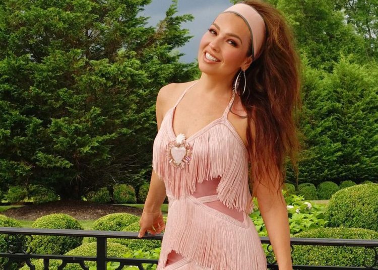 Falla el ‘playback’ en pleno concierto de Thalía y las redes sociales no la perdonan