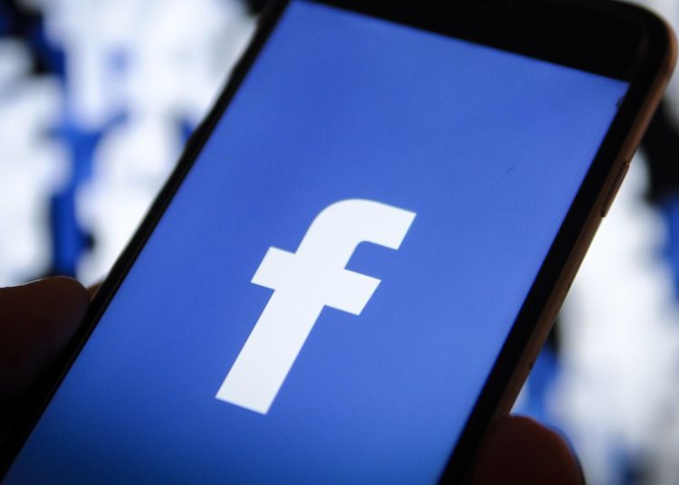 Colapsa Facebook a nivel mundial