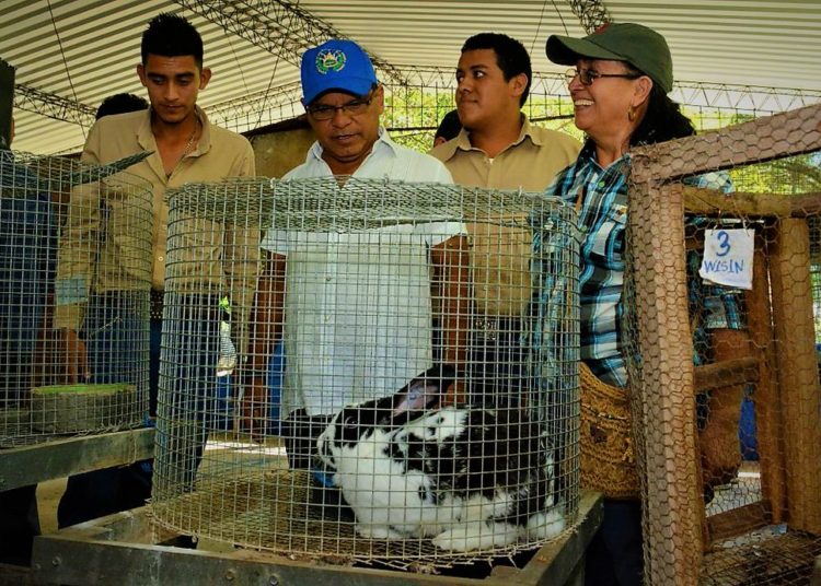 Gobierno verifica avances en la construcción de Centro de Emprendimiento Agropecuaria en Sonsonate
