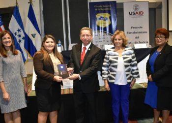 FGR presenta Política de Persecución Penal de Violencia contra las Mujeres