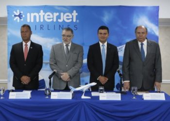 Aerolínea Interjet abre operaciones en El Salvador con vuelos desde $249
