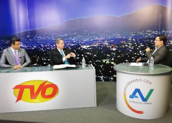 Douglas Meléndez se deja entrevistar por Will Salgado y afirma que si se va de la FGR, sale con la frente en alto