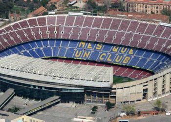El Camp Nou tendrá nuevo nombre en los próximos meses