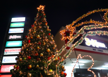 Grupo Ferromax y su marca Galvanissa llevan la navidad a plaza La Tiendona