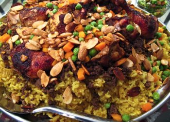 Mujer asesina y desmiembra a su novio, y luego lo cocina con arroz