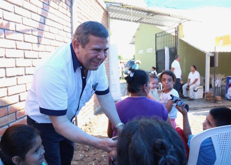 Fórmula presidencial de VAMOS apuesta por la salud y el agro en el oriente del país